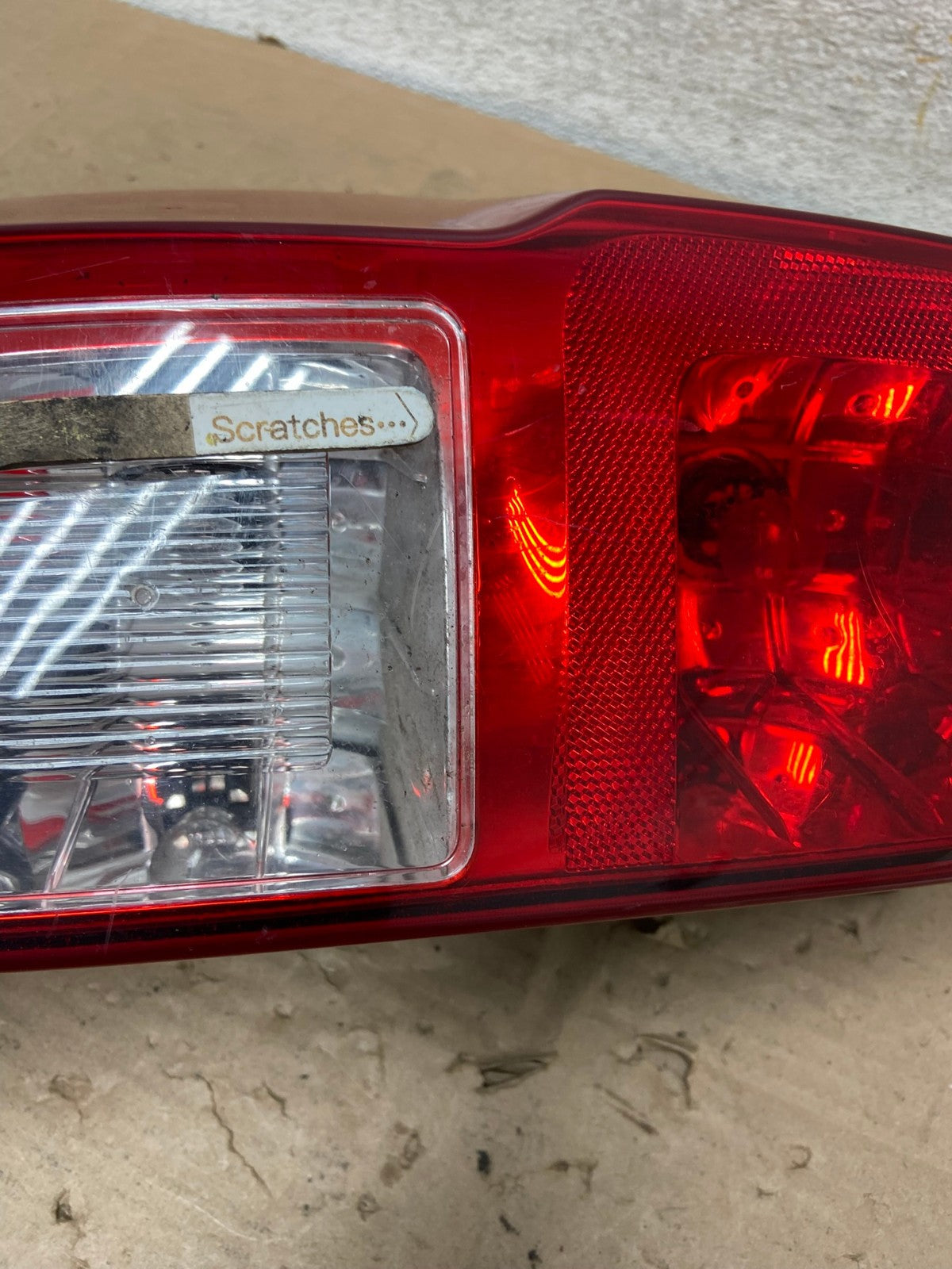 2008 to 2013 Chevrolet Tahoe Hybrid Right Passenger Tail light Led AI1122 LK3