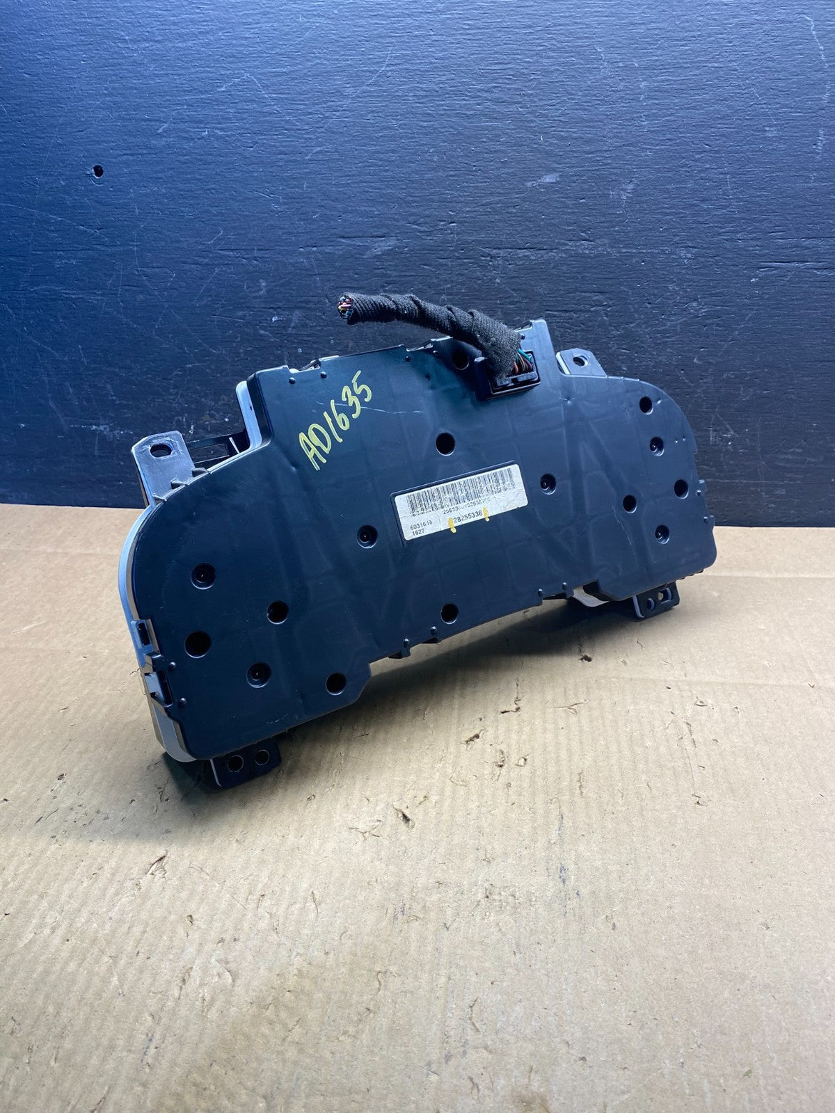 2007 2012 GMC Yukon Tahoe Sierra Speedometer Cluster Gauge AD1635 DG3