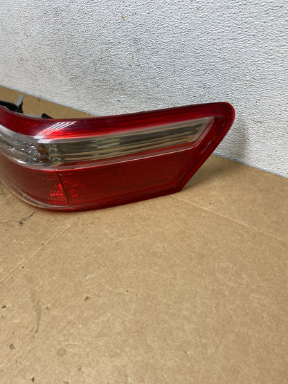 2007 2008 2009 Toyota Camry Right Passenger Side Tail Light AD6228 DW1