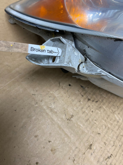 2002 to 2004 Toyota Camry Halogen Headlight Right Passenger Rh AC7804 DW5