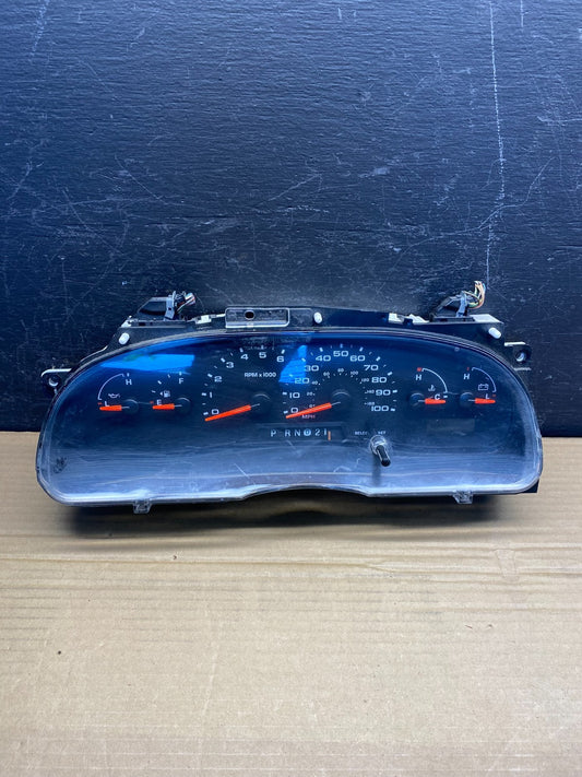 2006 Ford E350 Gauge Speedometer Cluster ae6190 DG0