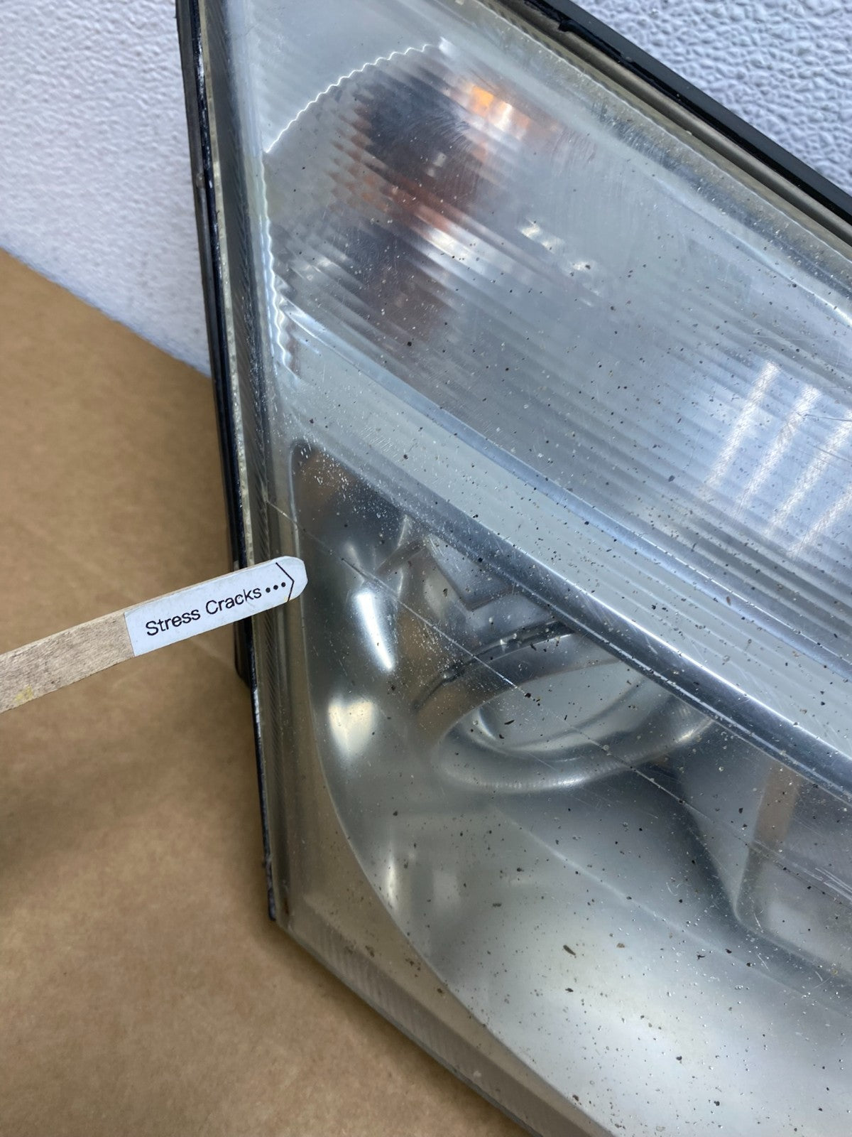 2006 to 2009 Mercury Milan Headlight Right Passenger RH Halogen AD5288 DW4