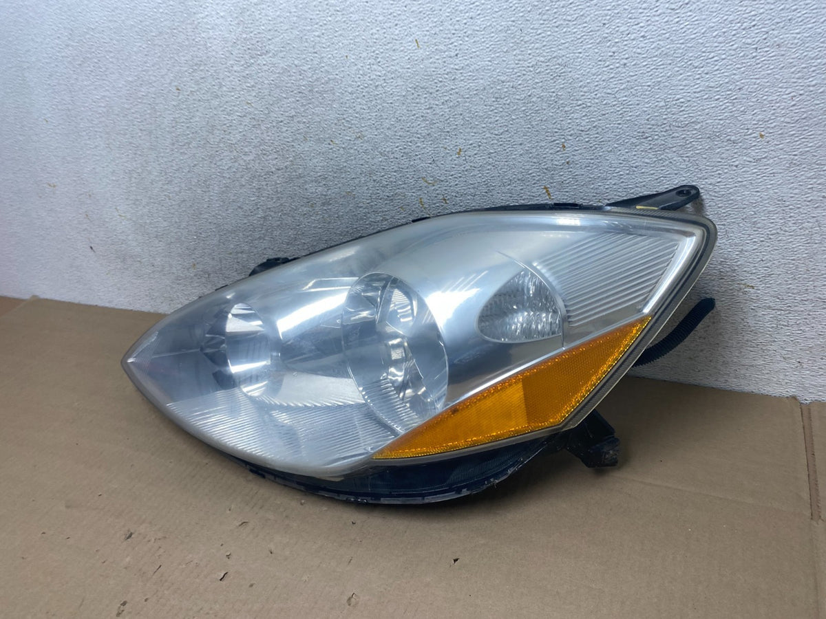 2006 to 2010 Toyota Sienna Left Driver Lh Side Headlight Halogen AI1432 DW1
