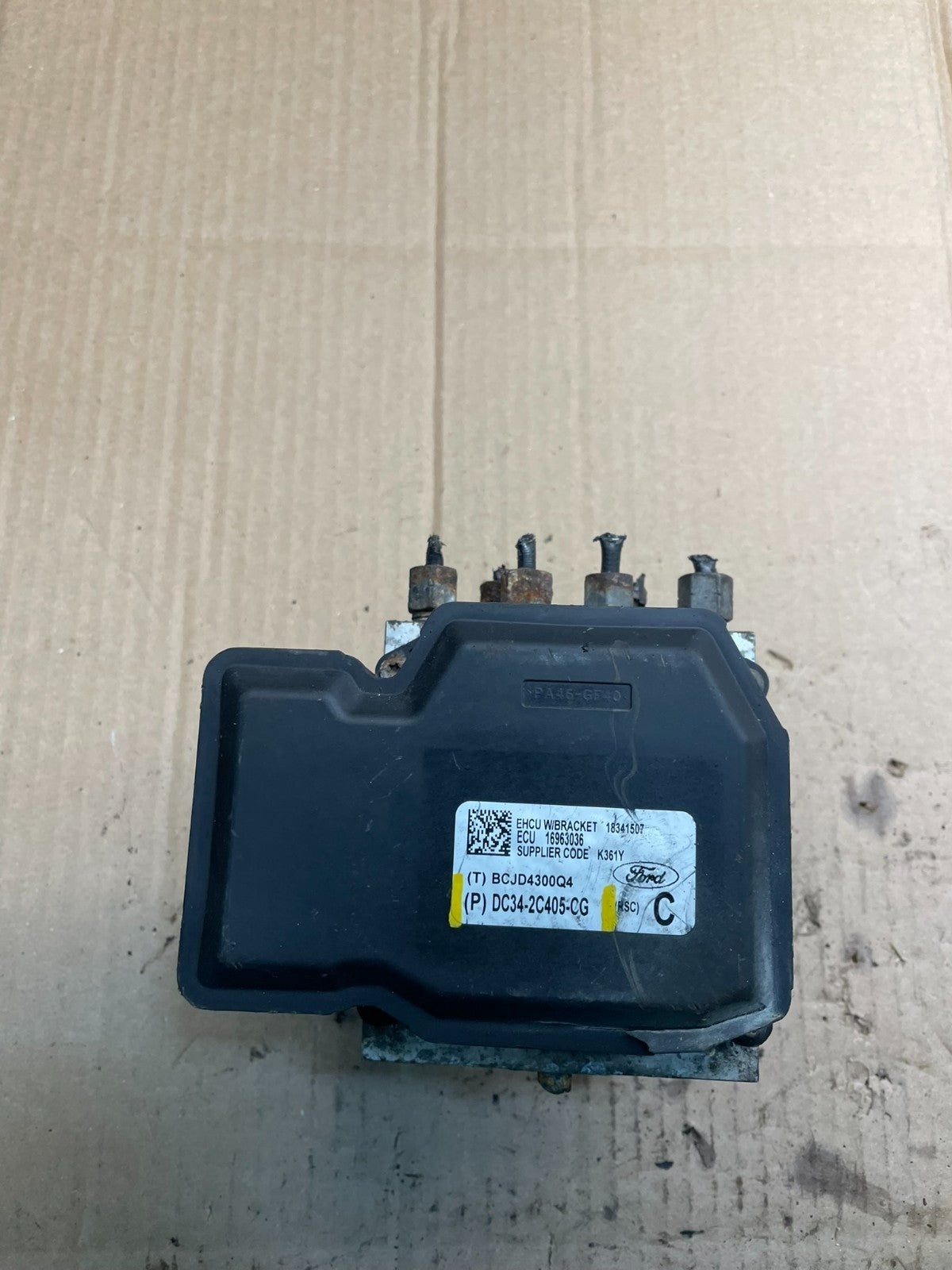 2013 Ford F250 SD ABS Anti Lock Brake Pump Module X1009 DG4