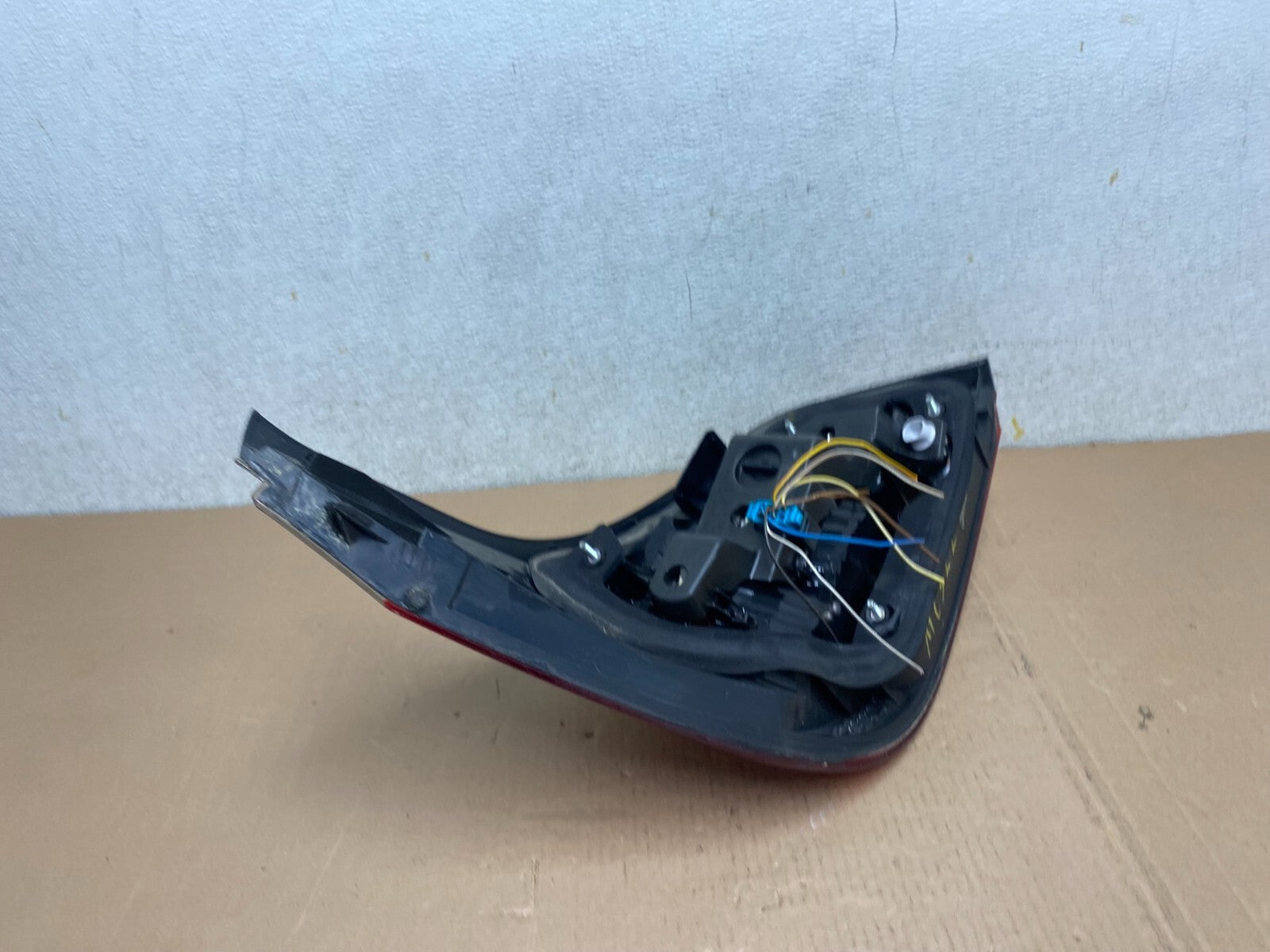 2008 2009 2010 BMW 5 525i 530i Right Passenger Rh Tail Side Light Oem M0322 DW7