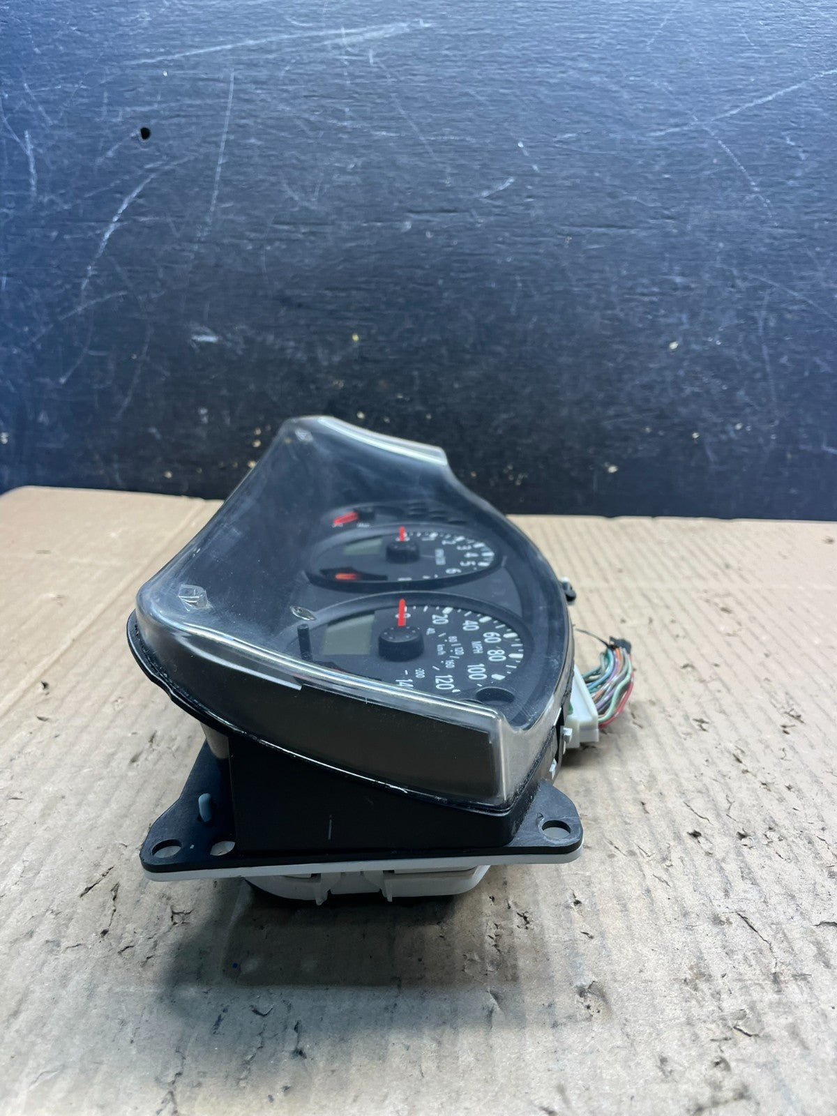 2005 Nissan Xterra Frontier Speedometer Cluster Gauge OEM S2362 DG2