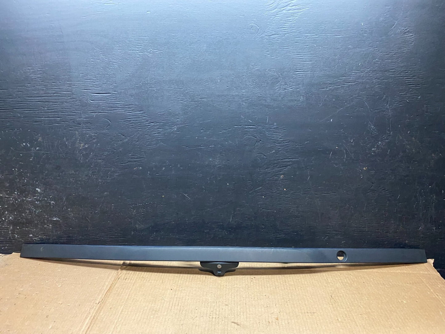2016 - 2019 Ford Explorer Interceptor Rear Tailgate Molding Without Camera G32170