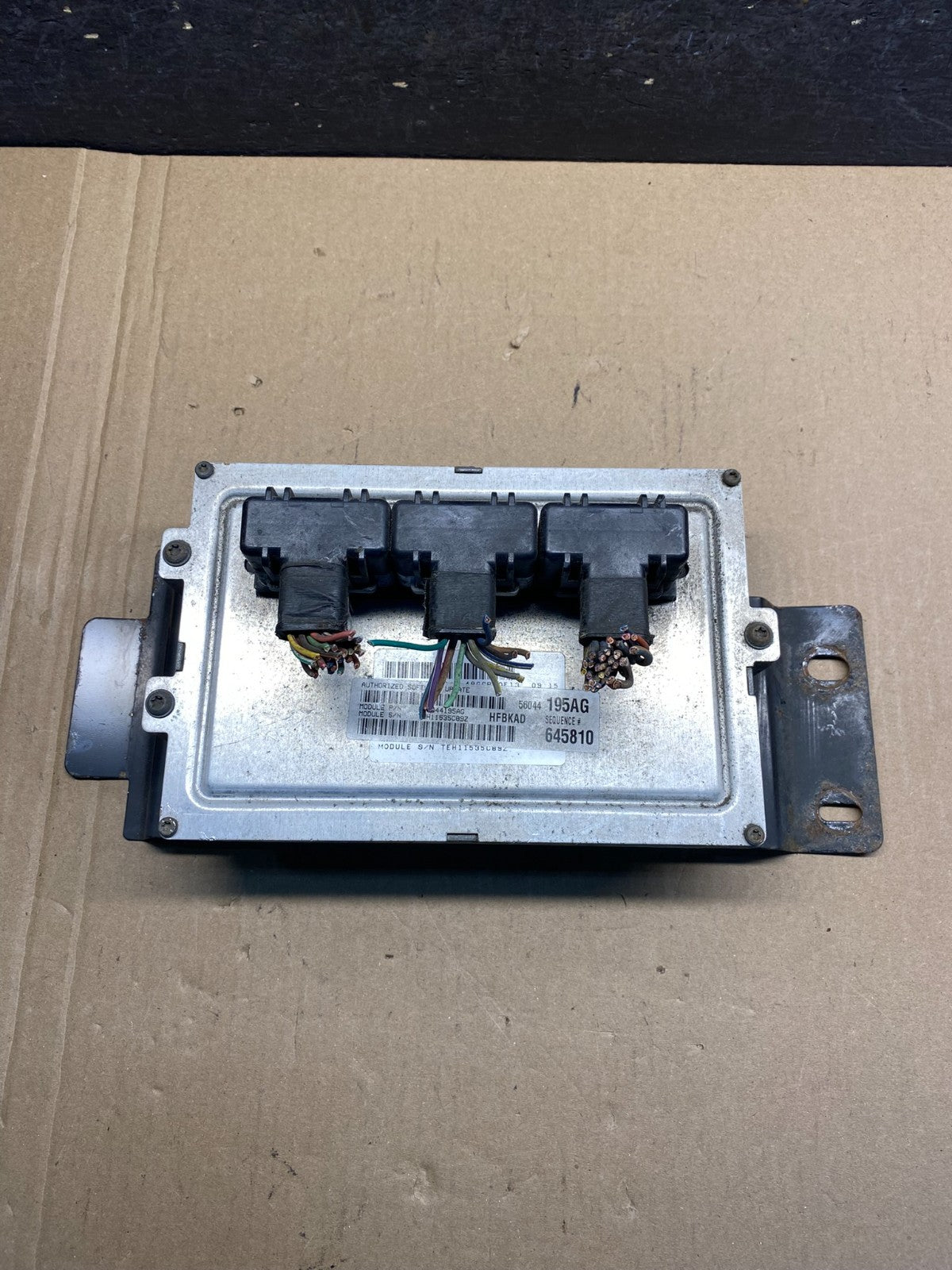 2009 Caravan Town & Country 3.8L Engine Control Unit ECU Module ag3545 DG0