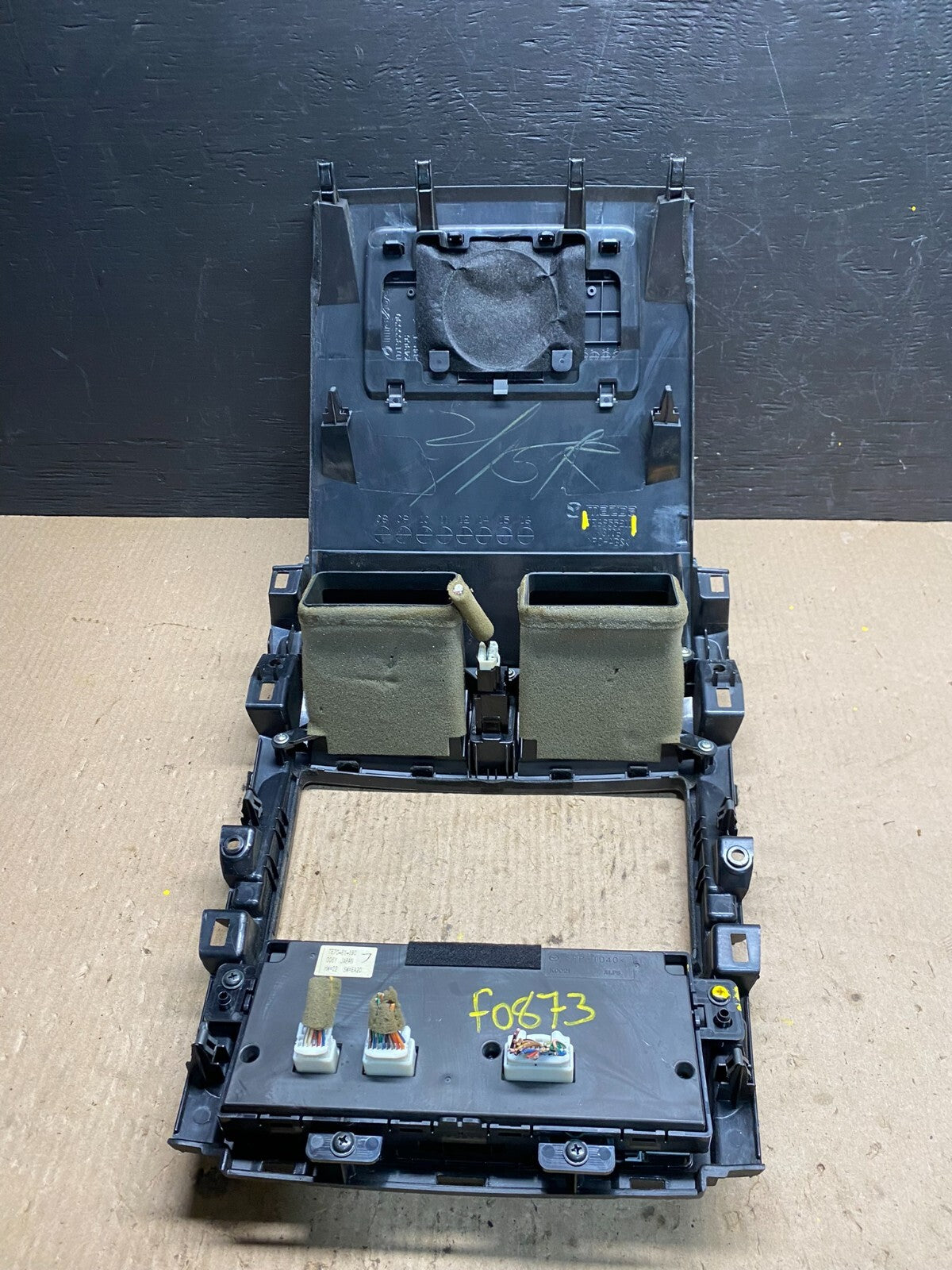 2010 - 2015 Mazda CX-9 Radio Dash Trim Bezel W/Vent AC Climate Control F0873 DG15