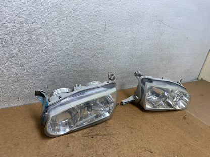 2001-2002 Toyota Corolla Right Left Side Halogen Headlights OEM S6921 PS2