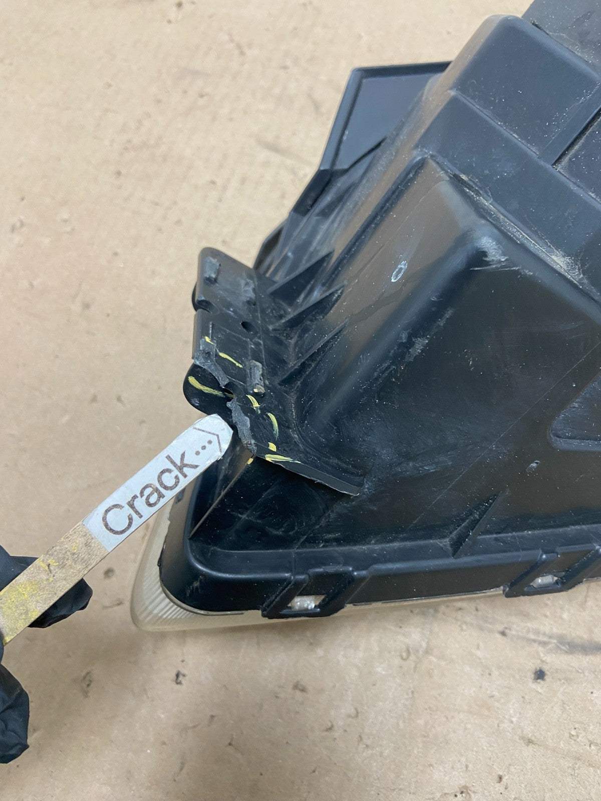 2007 to 2010 Kia Sportage Right Passenger RH Halogen Headlight AG4947 DW5