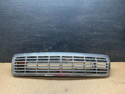1993 to 1996 Chevrolet Caprice Front Upper Grill Grille u6415 DG0