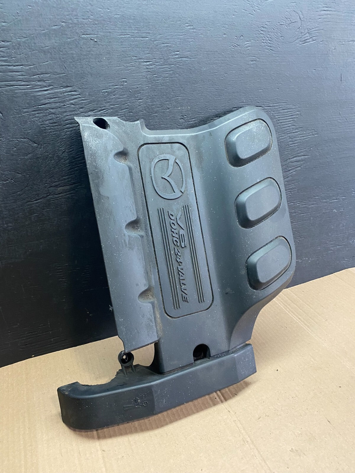 2000 to 2003 Mazda Tribute  DOHC 24 VALVE Engine Shield Top Cover D2573 PS1