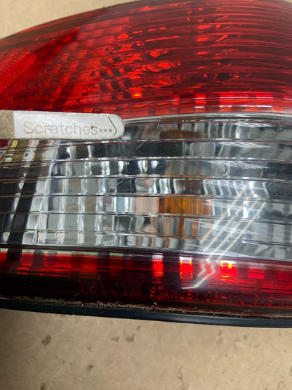2001 2002 2003 Toyota Sienna Left Driver Lh Side Tail Light AG4303 LK3