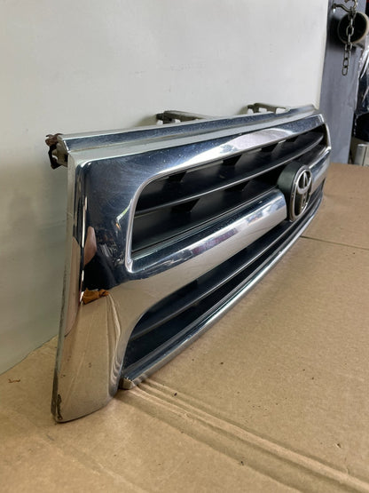 1999 to 2000 Toyota 4Runner Front Upper Grill Grille AH6069 DG2