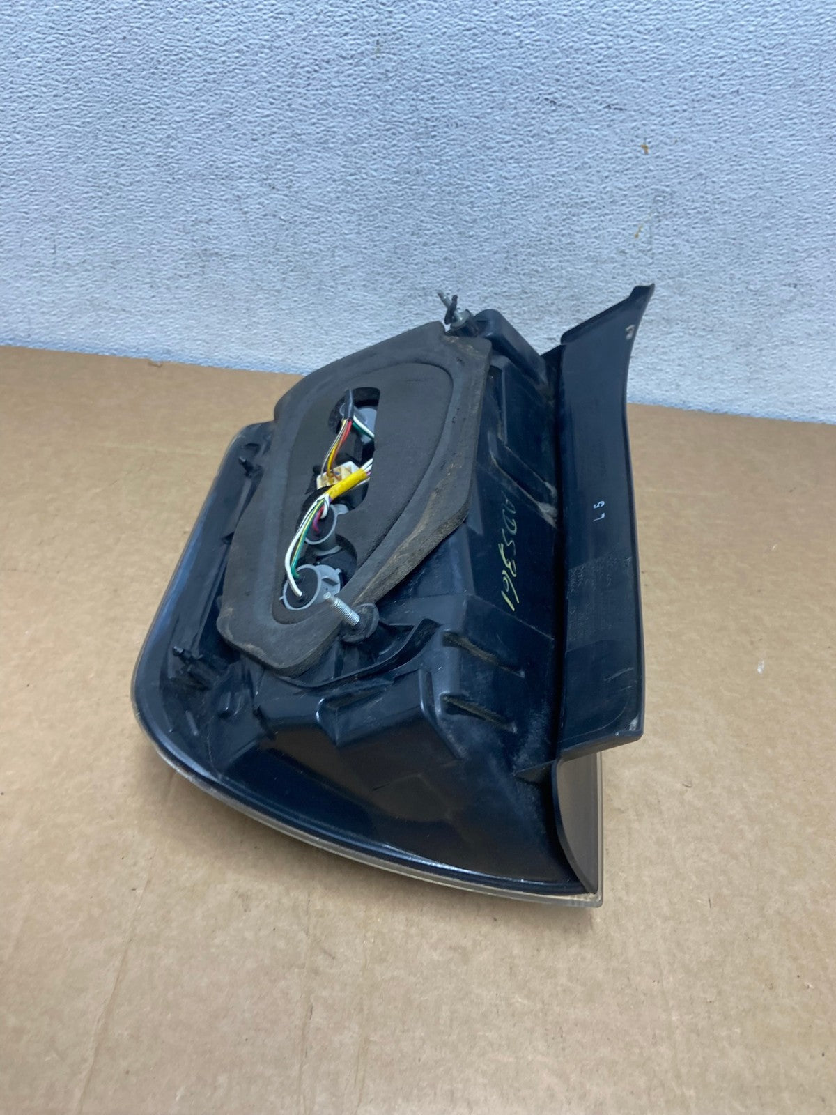 2004 2005 Toyota Prius Tail Light Left Driver Lh Side AD5361 LK7