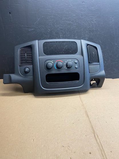 2002 to 2005 Dodge Ram Radio Climate Control Dash Air Vent Bezel Trim AE4369 DG0