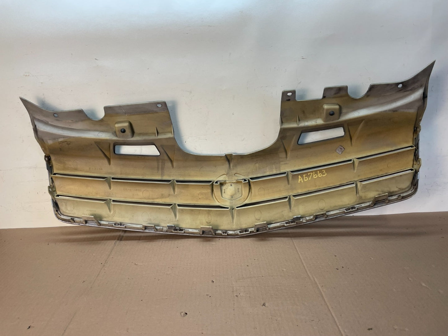 2006 to 2009 Cadillac SRX Front Upper Grille Grill AG7663 DG3