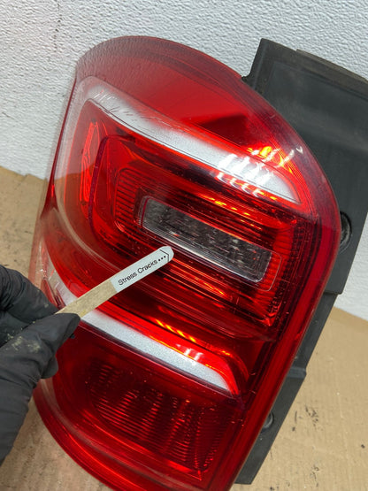 2016 to 2017 Chevrolet Equinox Left Driver Lh Side Tail Light OEM Y0412 GD3