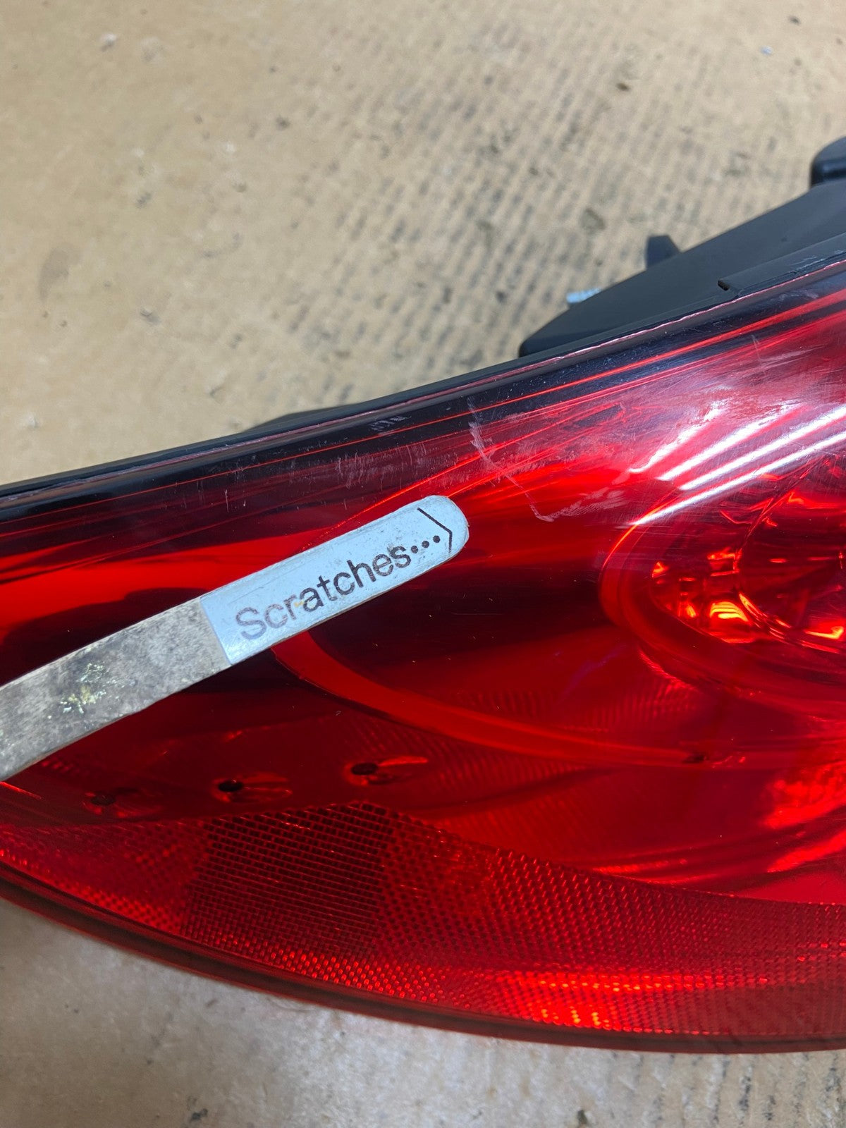 2011 - 2014 Chrysler 200 Sedan Left Driver LH Led Tail Light AE1322 LK3