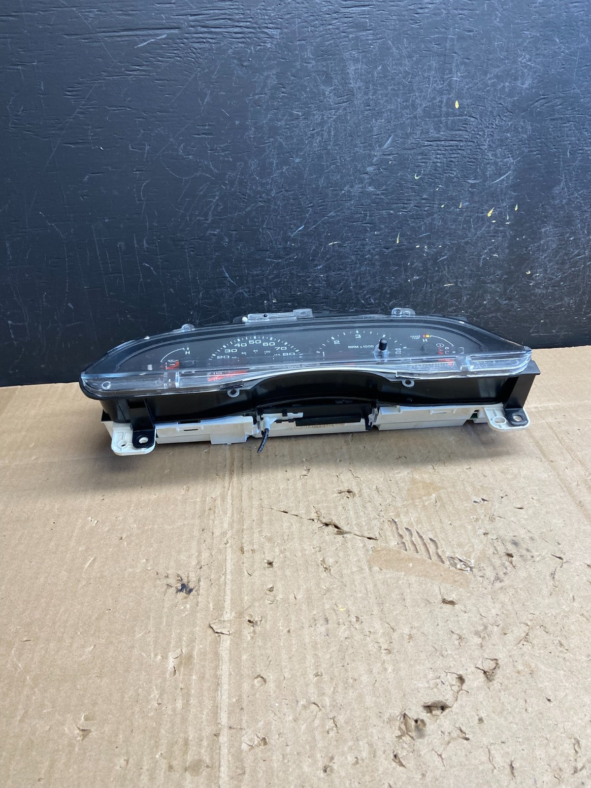 2000 2001 2002 Ford Expedition Speedometer Instrument Gauge Cluster Oe ae1876 DG4