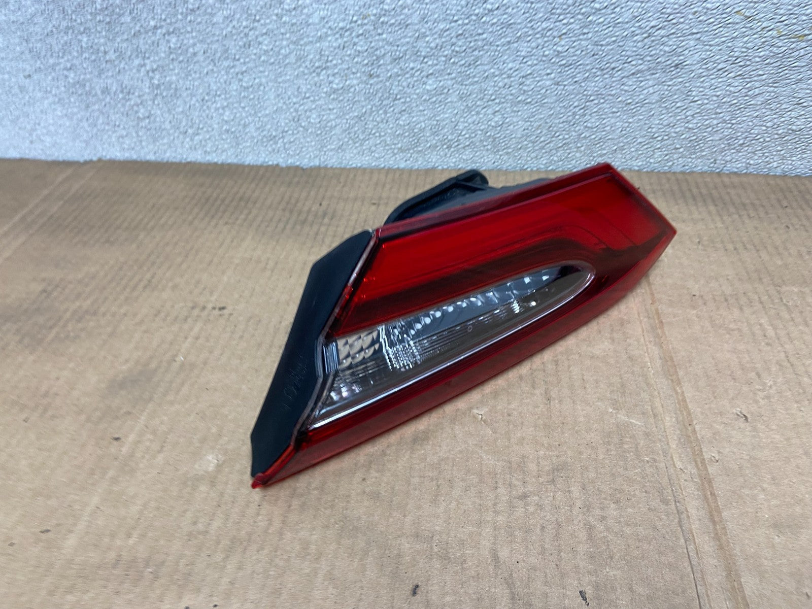 2018 to 2022 Toyota Camry Right Passenger Rh Tail Light Inner OEM AA5320 DG2