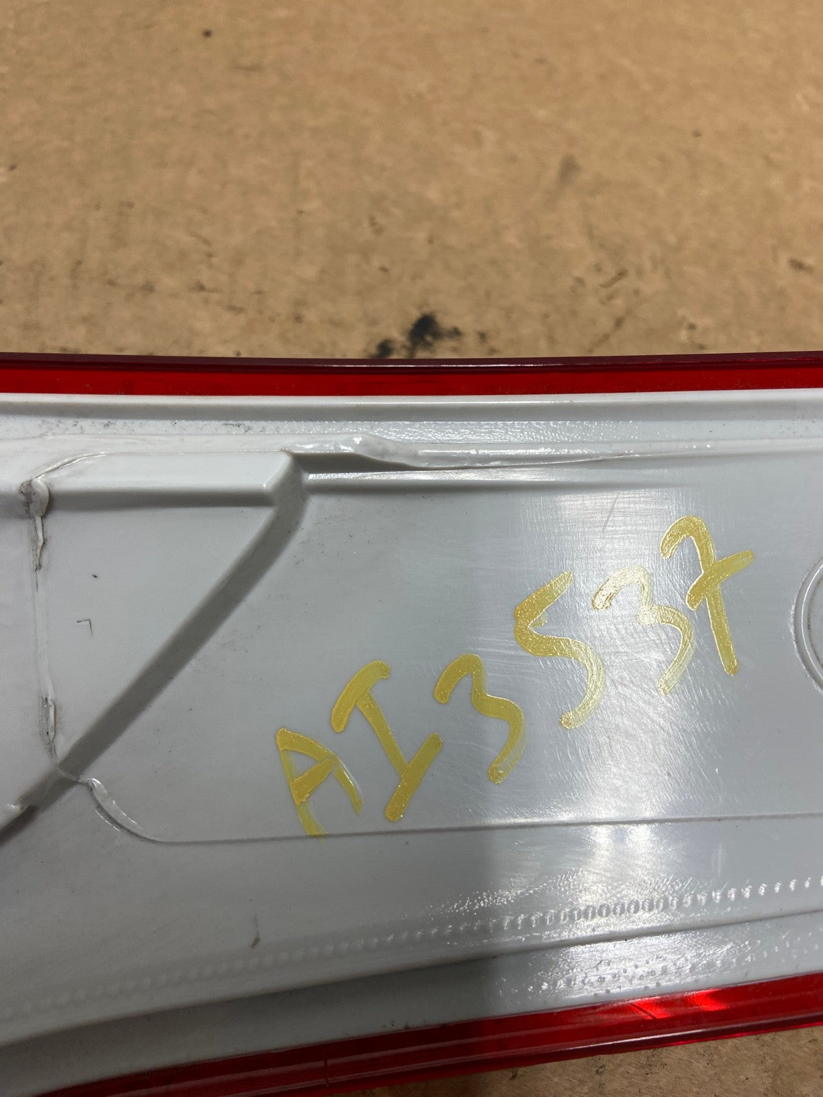 2013 to 2016 Ford Escape Left Driver LH Side Tail Light AI3537 LK7