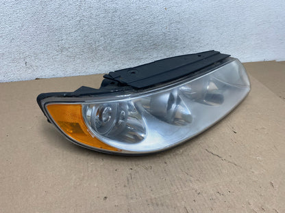 2006 to 2010 Hyundai Azera Right Passenger Side Halogen Headlight AG5795 DW2