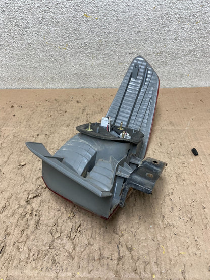2003 to 2004 Honda Accord Sedan Left Driver Lh Side Tail light Y4804 PS5