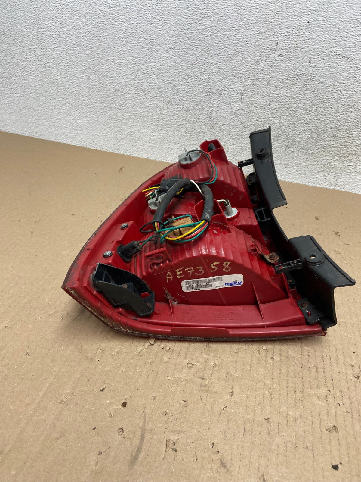 2005 to 2007 Kia Sportage Right Passenger Side RH Side Tail Light DEPO AE7358 LK6