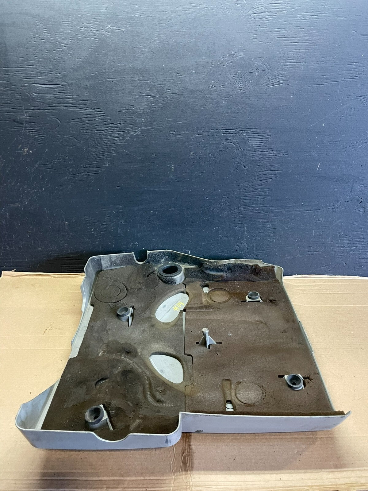 2004 to 2007  Cadillac CTS Plastic Engine Cover Shield E3991 PS7