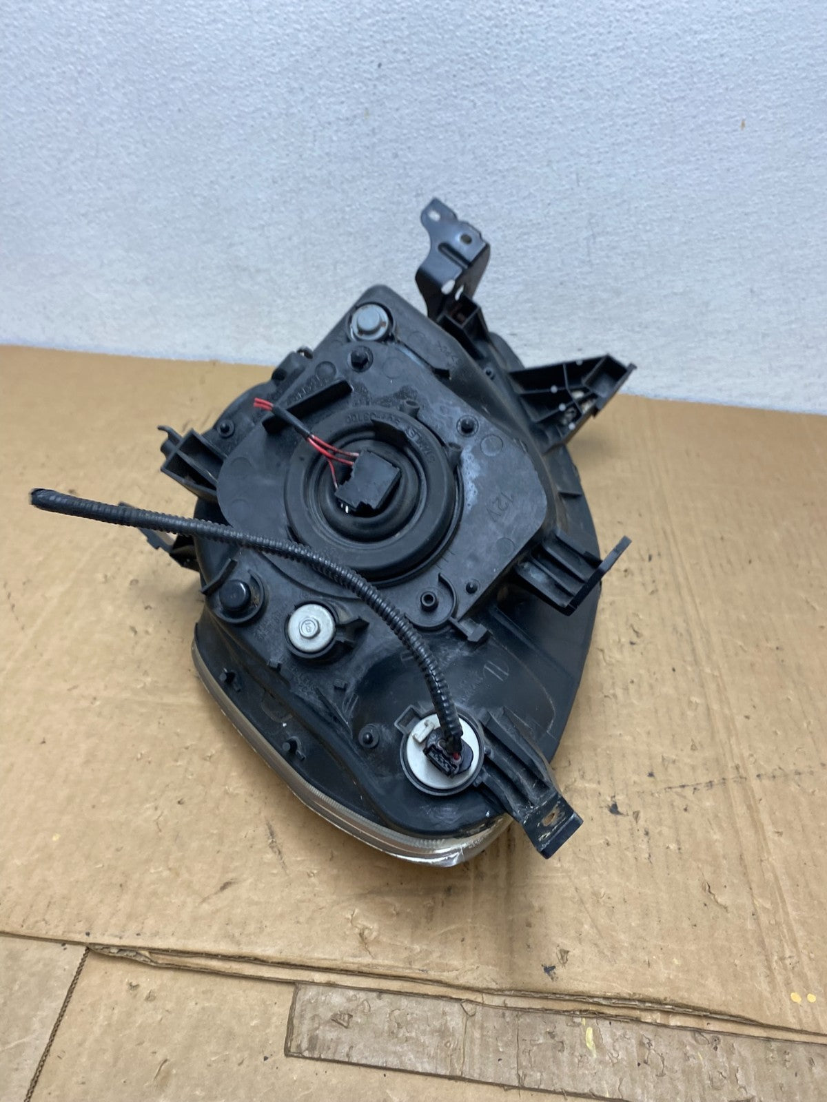 2002 to 2004 Honda CRV CR-V Right Passenger RH Halogen Headlight AC8327 DW5