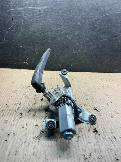 2014-2015 Kia Sorento Rear Glass Windshield Wiper Motor X0932 DG2