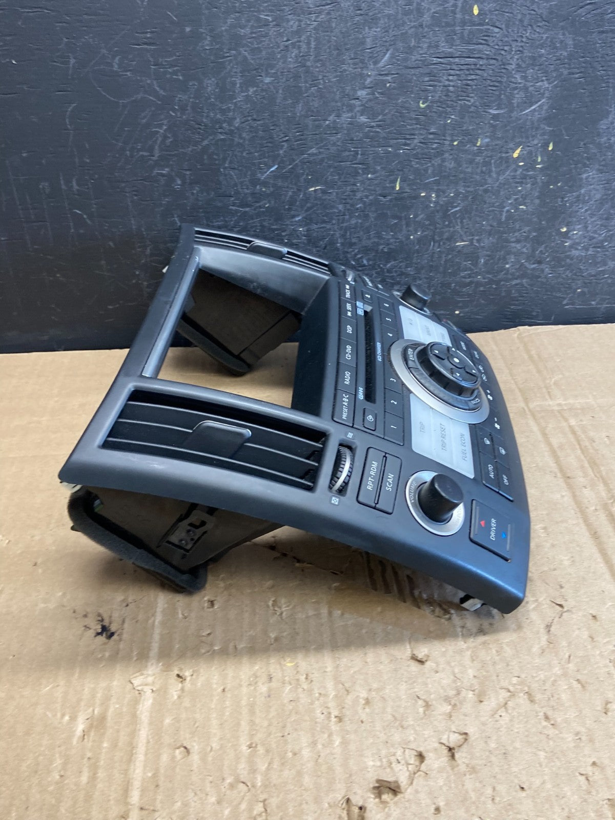 2006 - 2008 Infiniti FFX35 FX45 Radio Climate Control Panel Bezel AE1838 DG1
