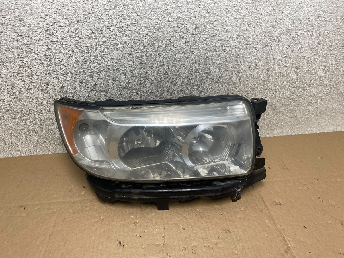 2006-2008 Subaru Forester Right Passenger Rh Headlight Halogen TYC T5672 DW0