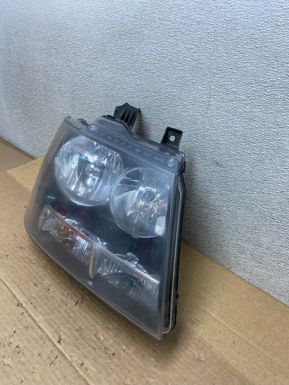 2007 to 2013 Chevrolet Suburban Tahoe Right Passenger RH Headlight Oem AB5152 DW1