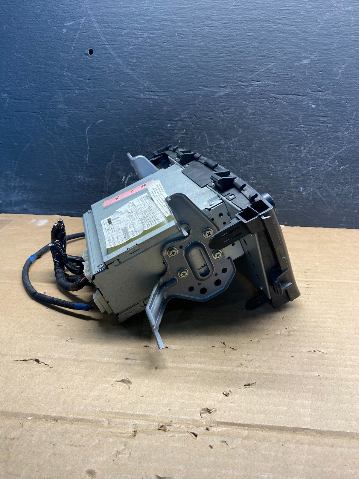 2012 to 2015 Toyota Prius V Radio Stereo Receiver CD Player AD7612 DG2