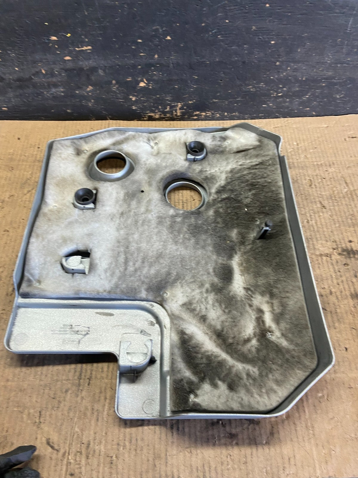 2005 to 2008 Ford Escape Hybrid Engine Motor Cover Oem R7162 DG6