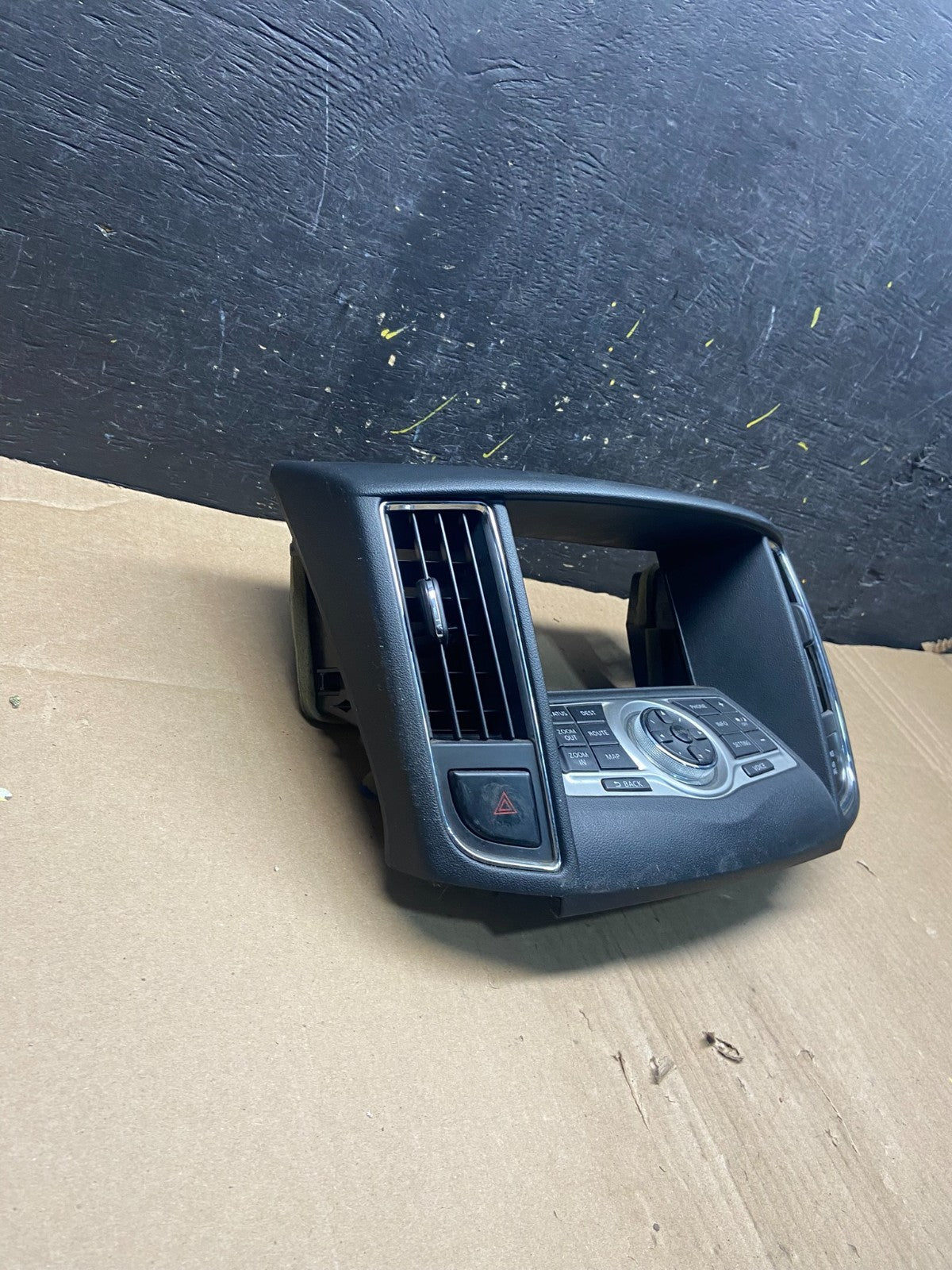 2011 2012 2013 Nissan Maxima Radio Audio Panel Control Bezel Trim T1886 DG1