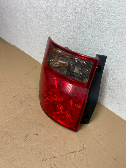 2003 to 2008 Honda Element Left Driver LH Side Tail Light AD7977 LK1