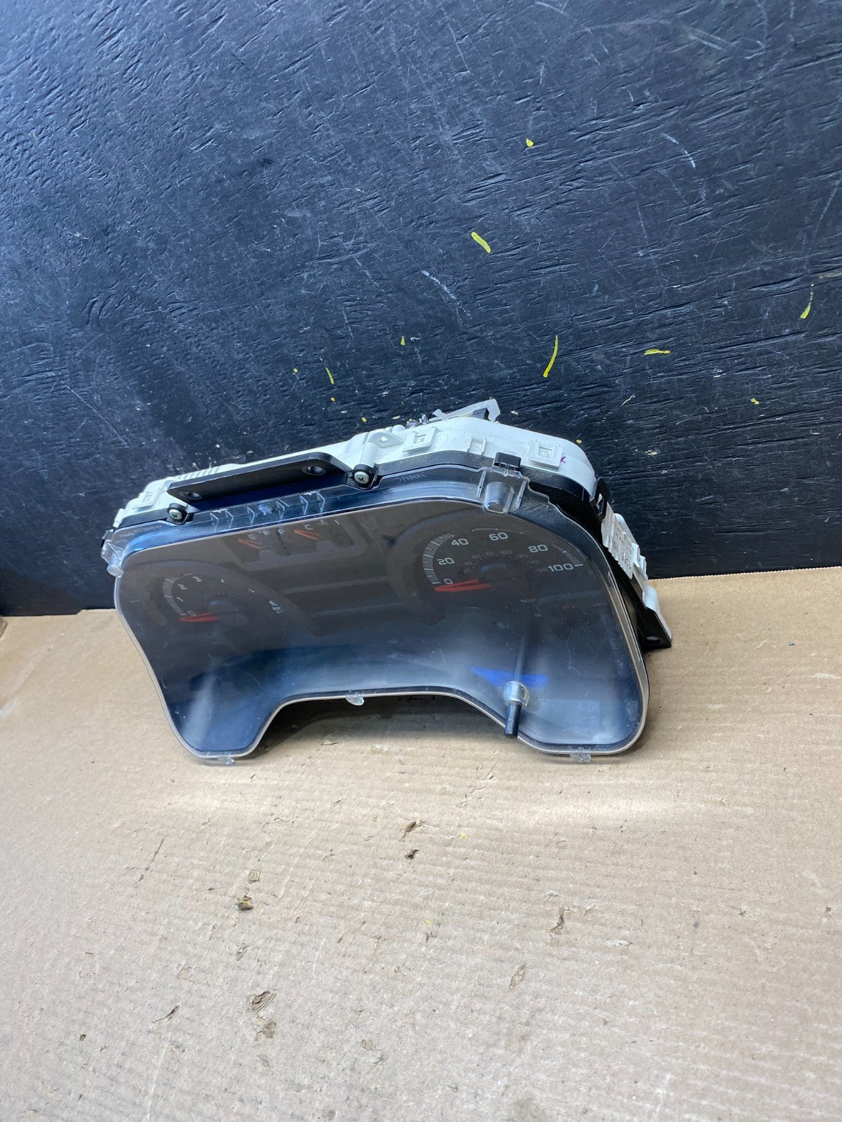 2011 to 2013 Ford E150 E250 E350 VAN Gauge Speedometer Cluster s6690 DG1