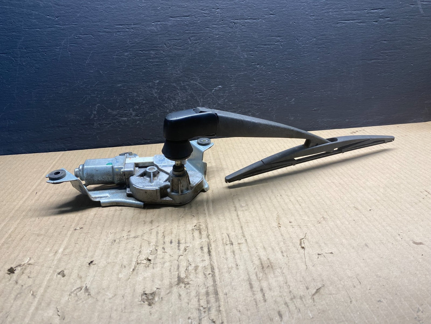 2011 to 2017 Nissan Quest Rear Wiper Motor AC0906 DG3