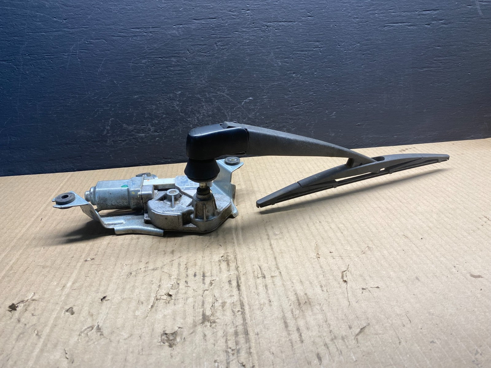 2011 to 2017 Nissan Quest Rear Wiper Motor AC0906 DG3