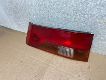 1999 2000 2001 Honda Odyssey Right Passenger RH Tail Light Inner OEM Y2817 DW1