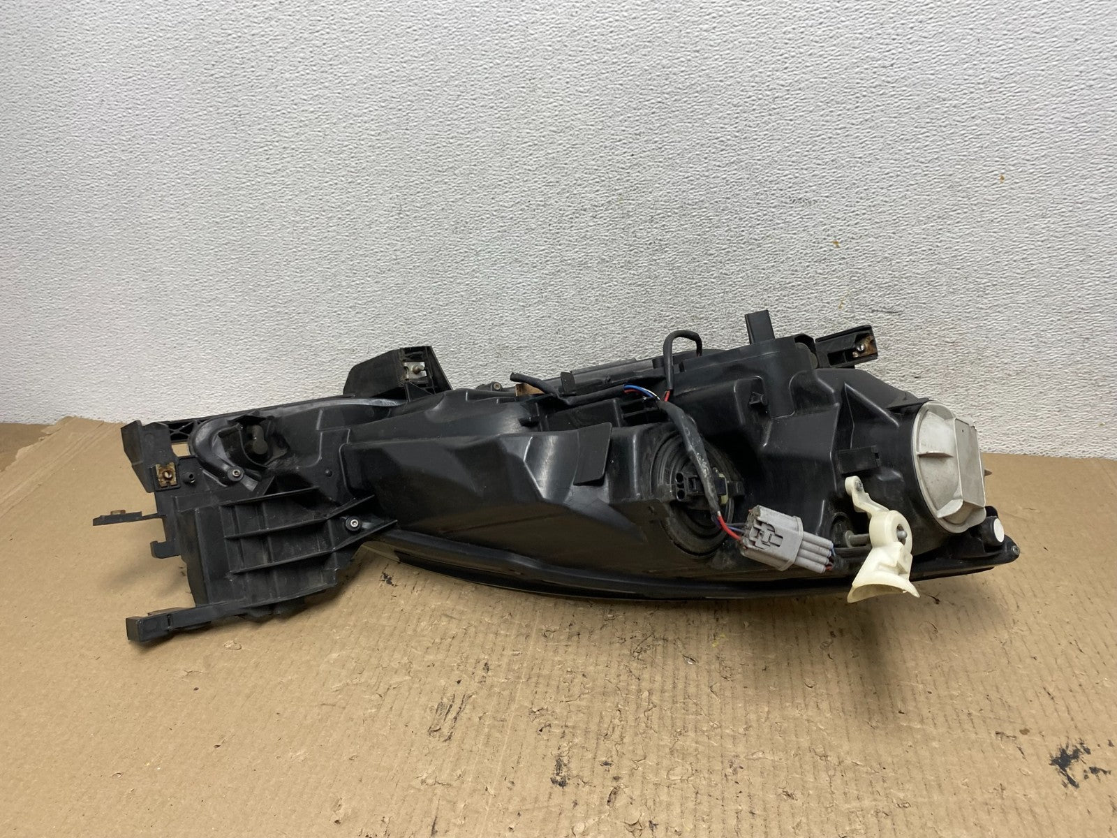 2011 - 2013 Mazda 6 Left Driver LH Side Halogen Headlight AF7007 DW5