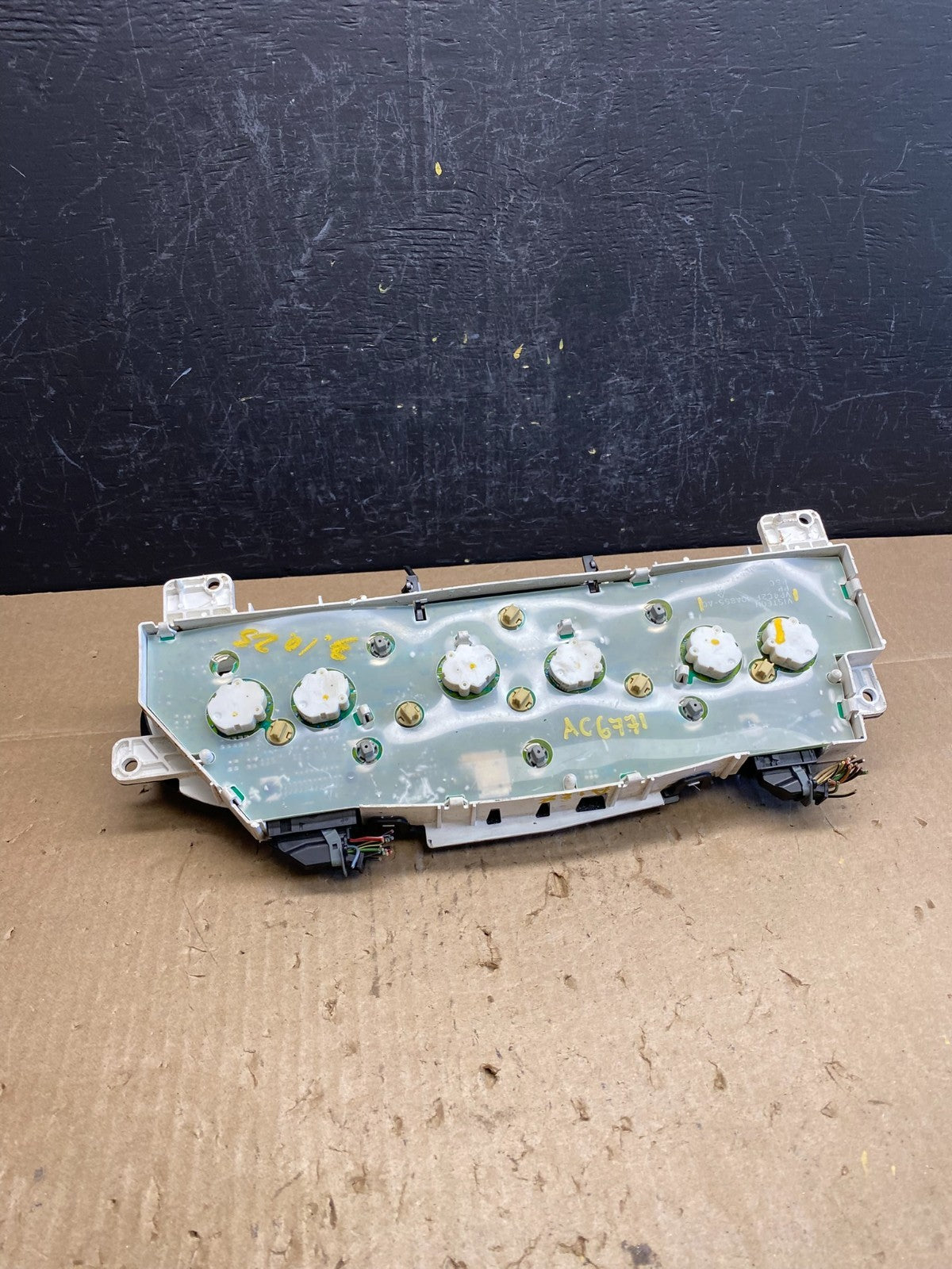 2006 Ford E350 Gauge Speedometer Cluster AC6771 DG4