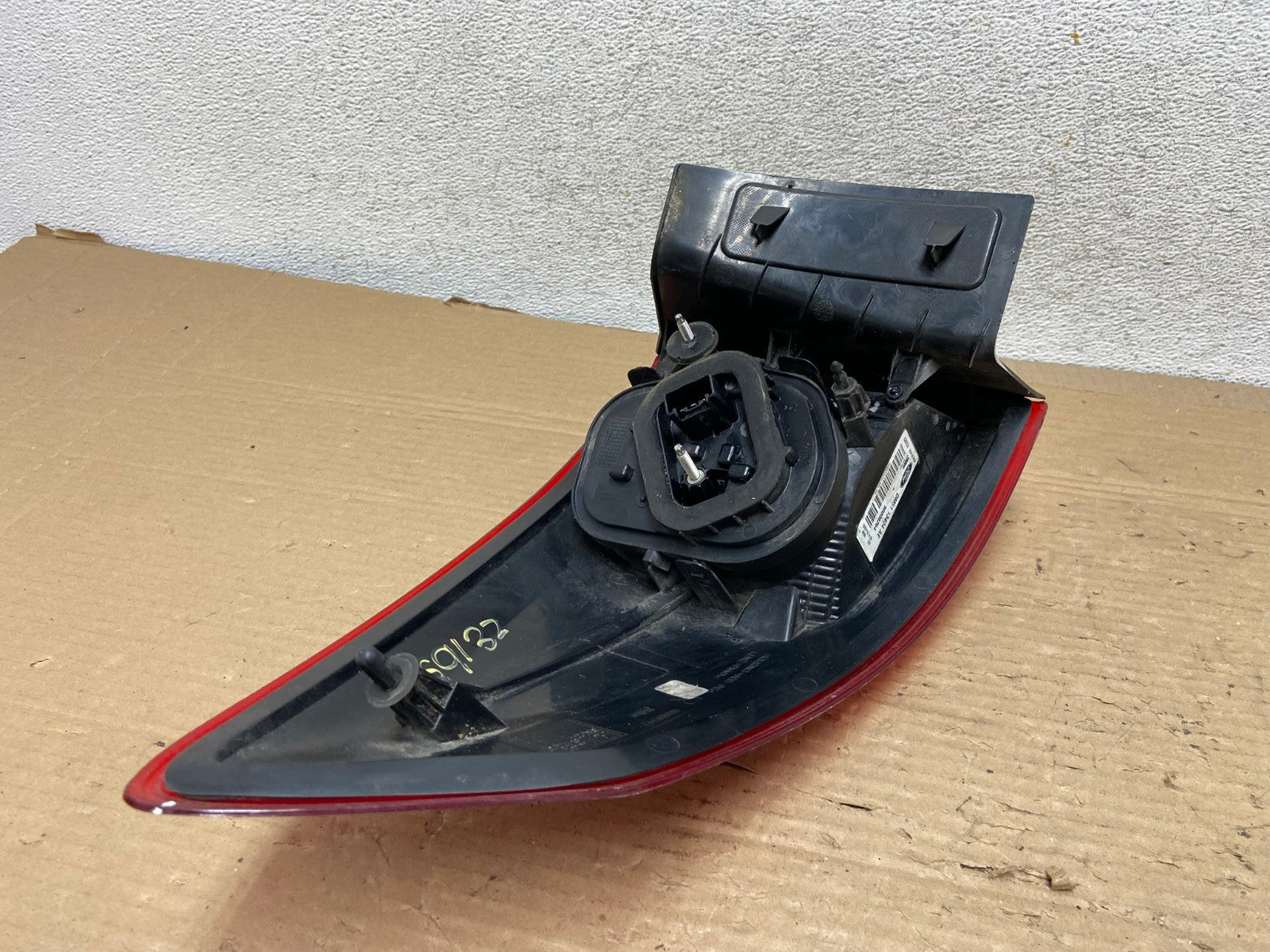 2013 to 2016 Ford C-Max Right Passenger RH Side Tail light AG9132 LK5