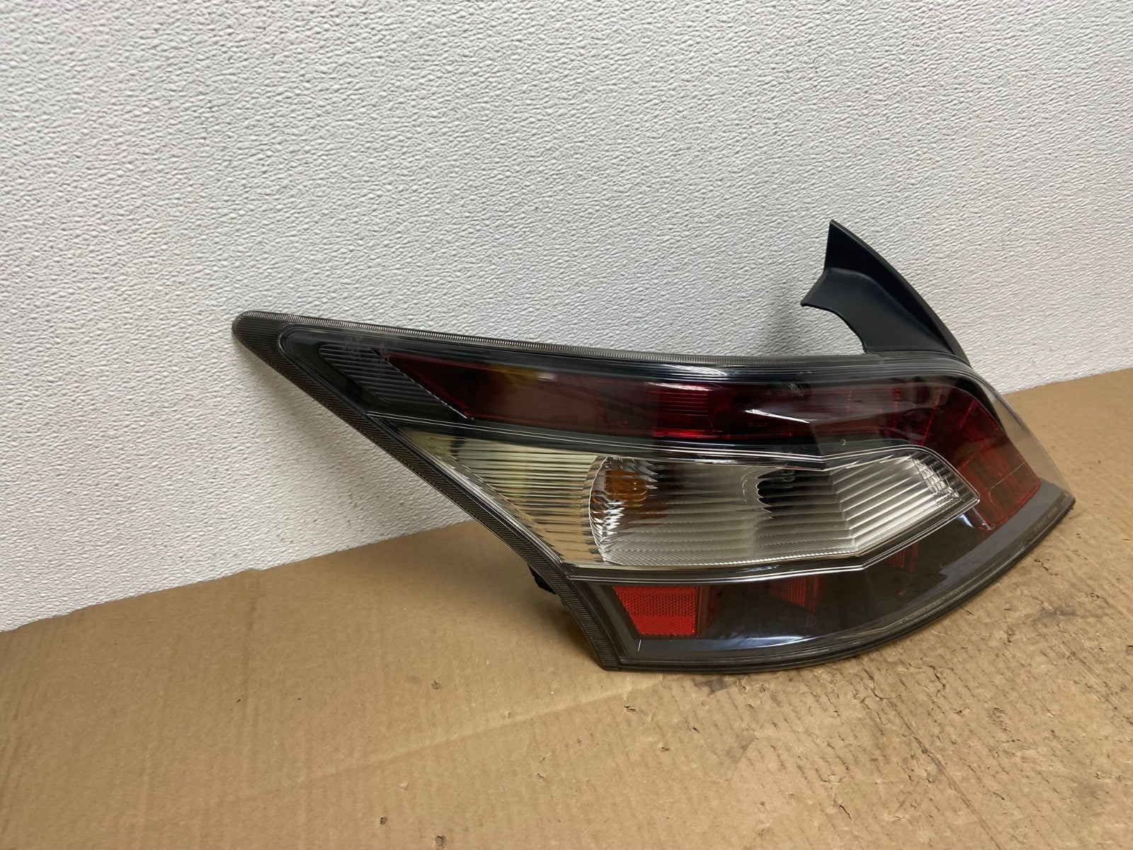 2012 2013 2014 Nissan Maxima Left Driver Lh Side Tail light AB8406 LK2