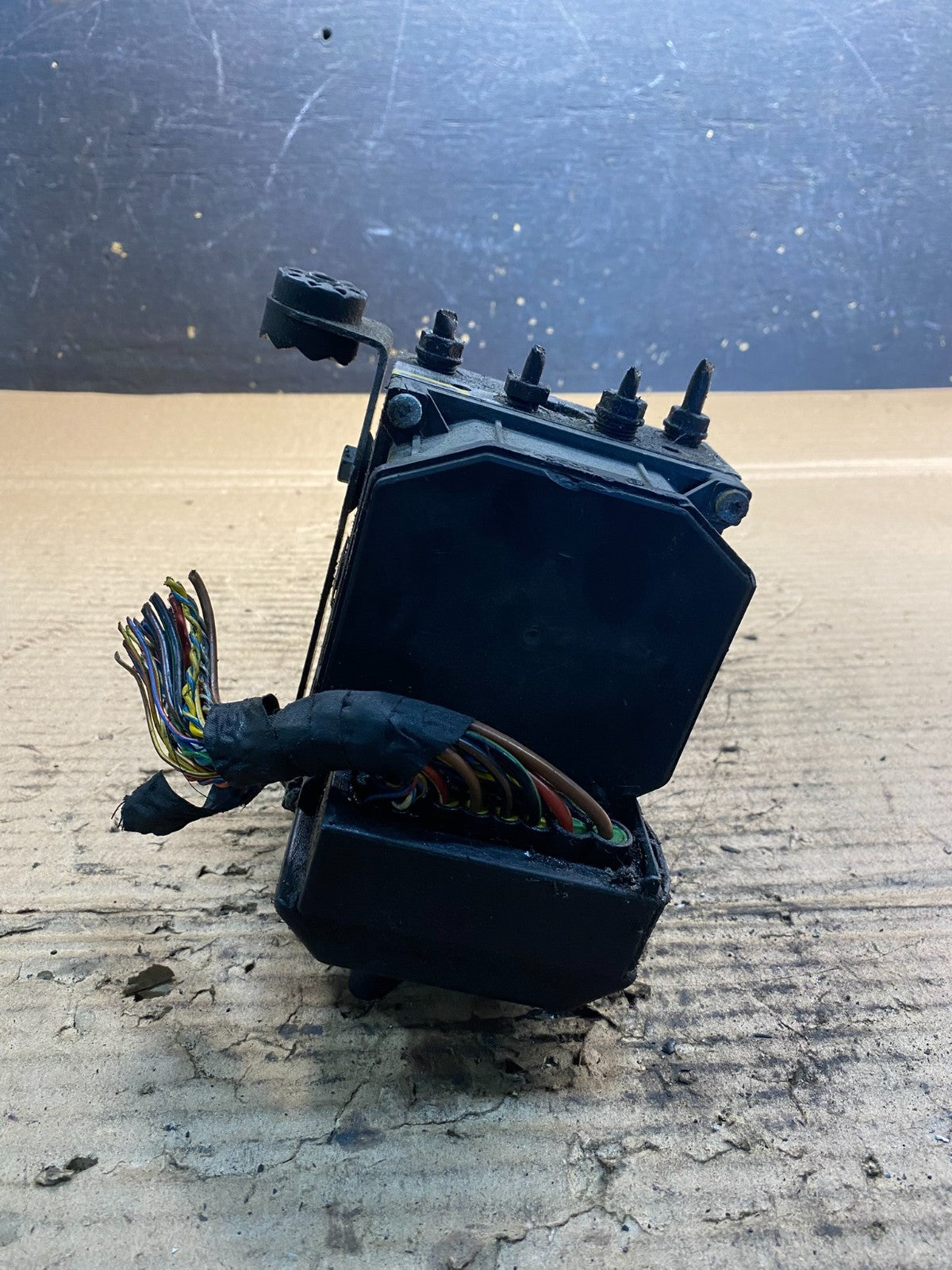 2012-2013 BMW 328i 325i F30 ABS Anti Lock Brake Pump 3451 6771231 AA3318 DG3