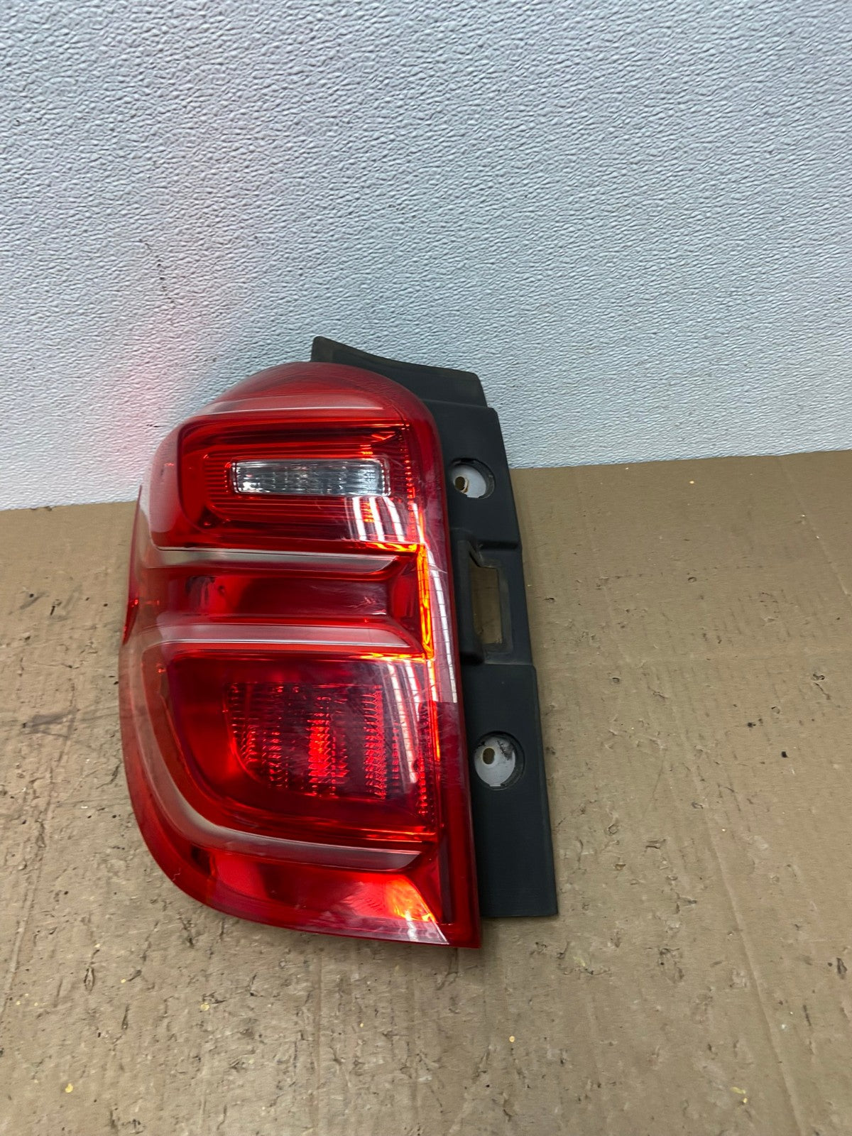 2016 to 2017 Chevrolet Equinox Left Driver Lh Side Tail Light OEM AC0714 LK0